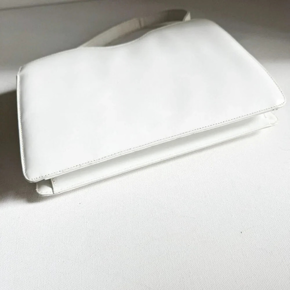 Vintage White Faux  Leather rectengular Top Handle Bag - Picture 6 of 7